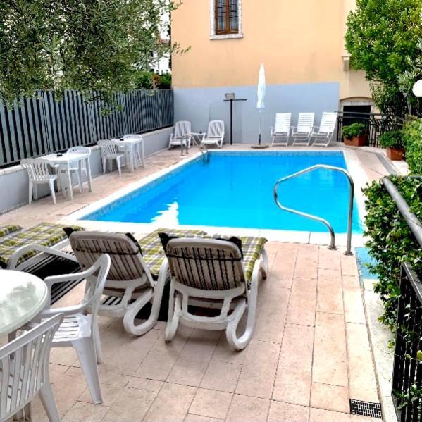 Hotel Santa Maria - Bardolino Town Center Eksteriør bilde