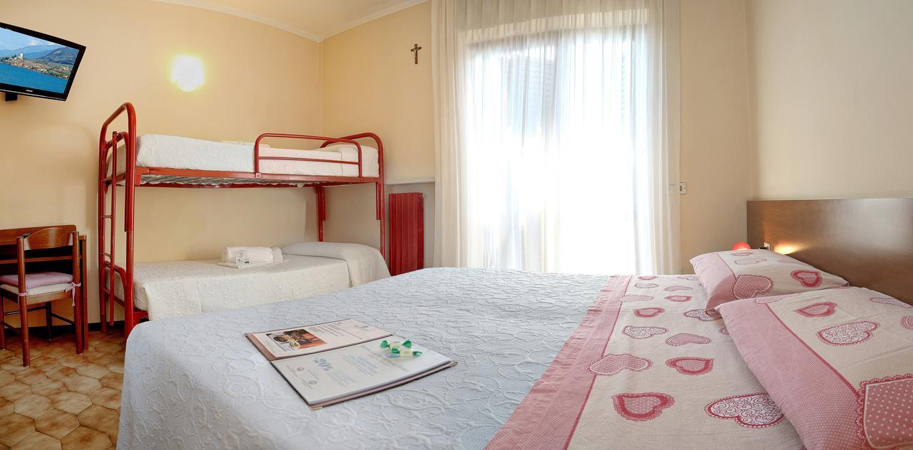 Hotel Santa Maria - Bardolino Town Center Eksteriør bilde
