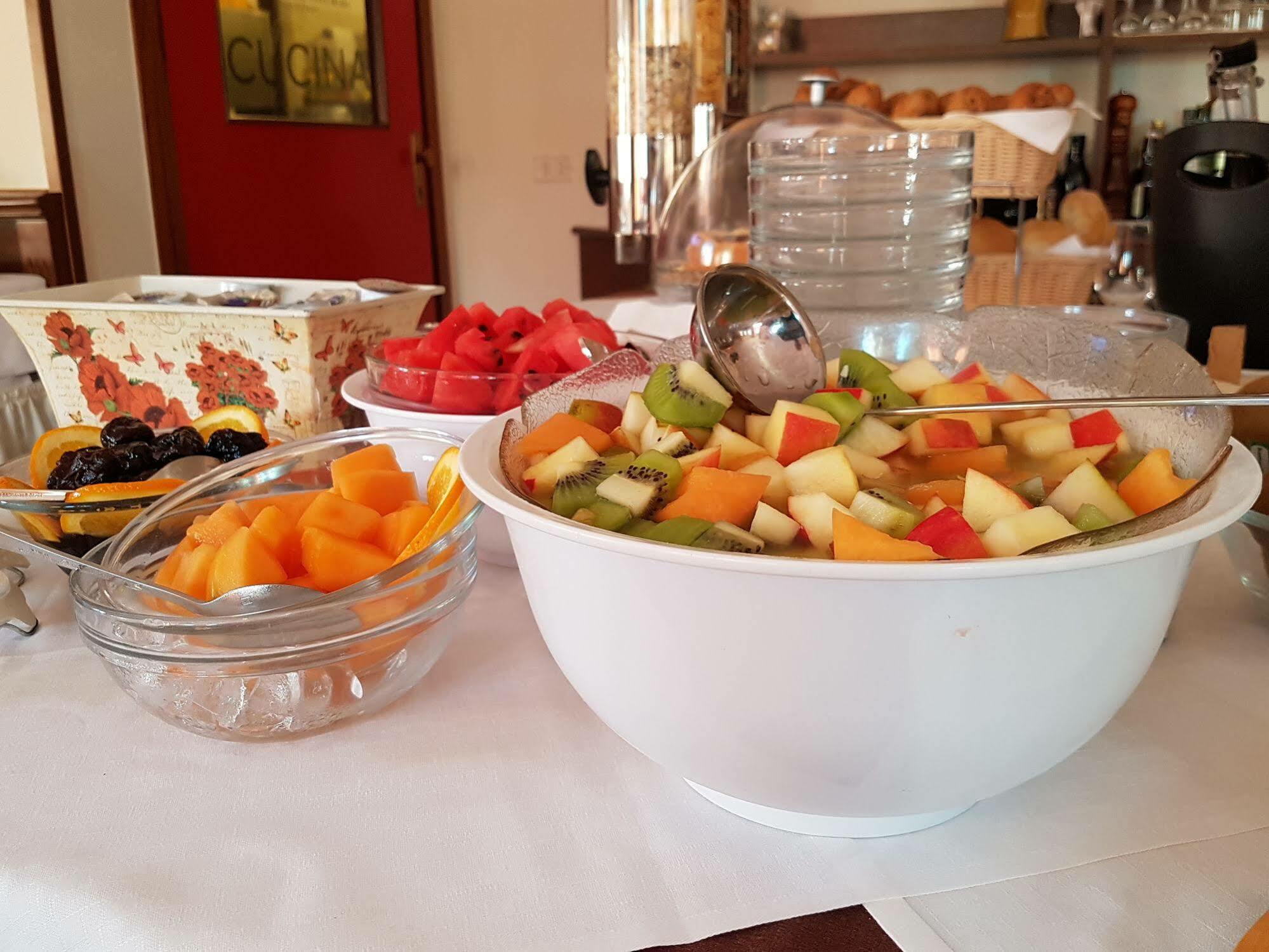 Hotel Santa Maria - Bardolino Town Center Eksteriør bilde